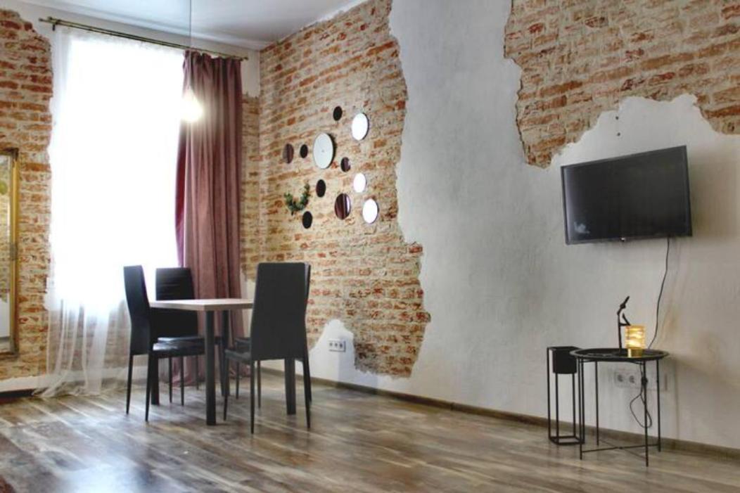 Dorosh-Home Квартира-Студія В Центрі Львова Zewnętrze zdjęcie